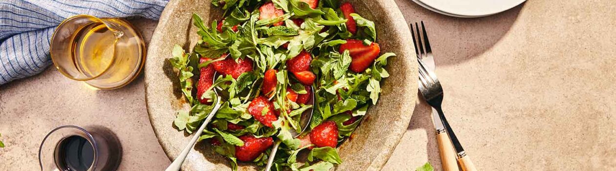 Strawberry & Arugula Salad with Balsamic Vinaigrette